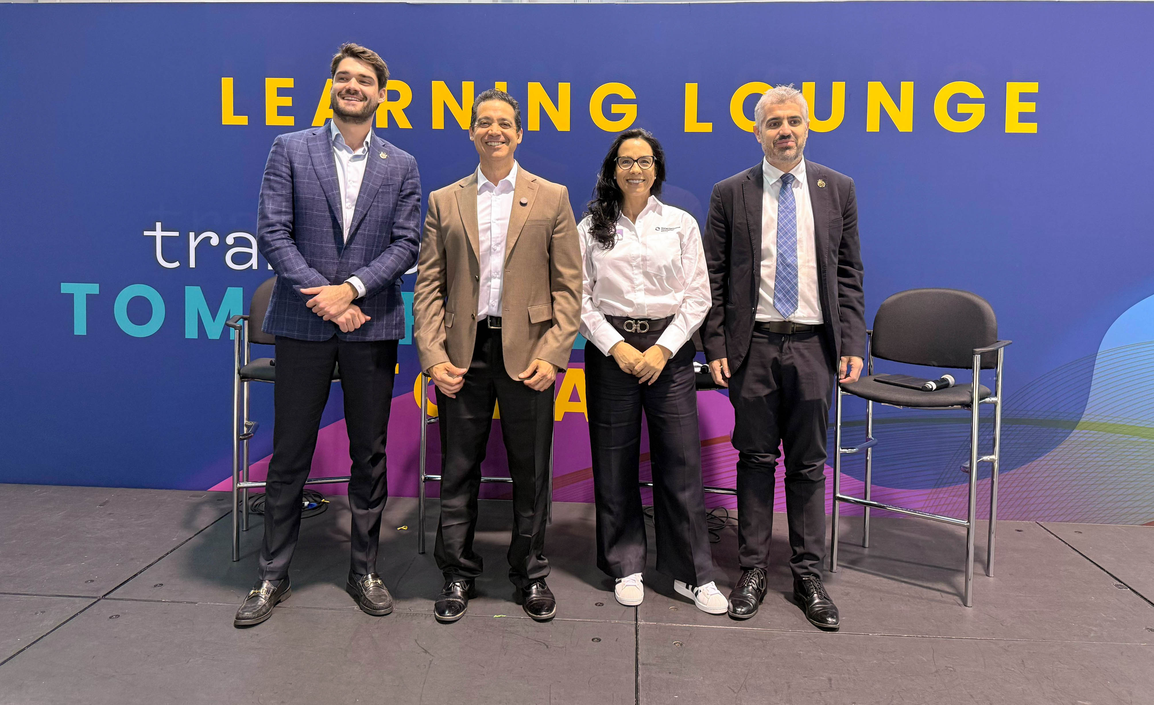 Learning Lounge Mexico APEX 2026